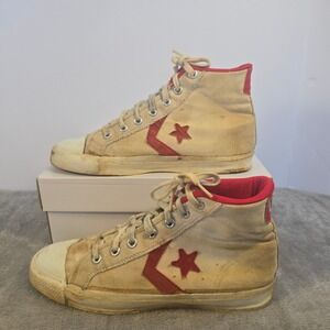 Vintage 70s Converse All Star High Top Sneakers Mens 8.5 Cream Red Chevron Star